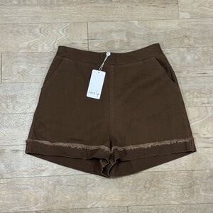 NWT Sadie & Sage Brown Shorts